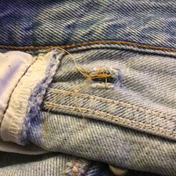 Vintage Women’s Levi's 501 Button Fly Jeans Made in USA - Picture 10 of 10